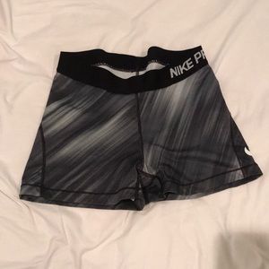 Black and white patterned spandex